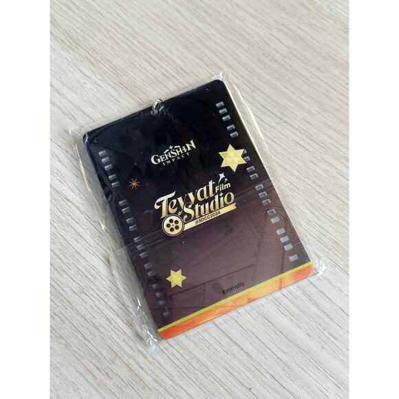 SDCC 2024 Exclusive Genshin Impact Teyvat Film Studio Photo Holder - Picture 2 of 2